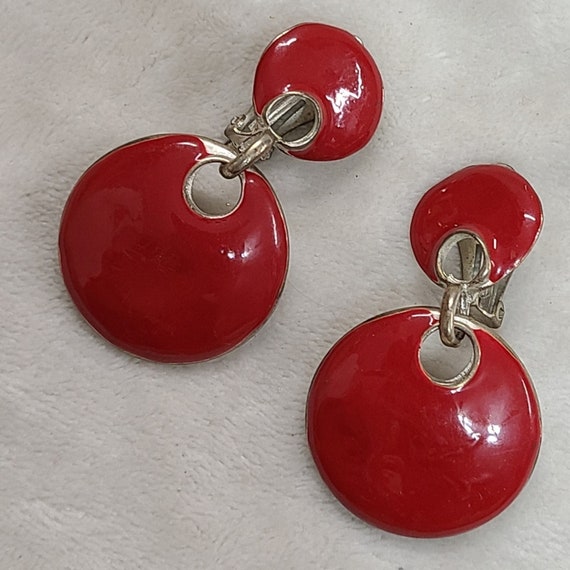 Vintage Red Enamel Dangle Clip On Earrings