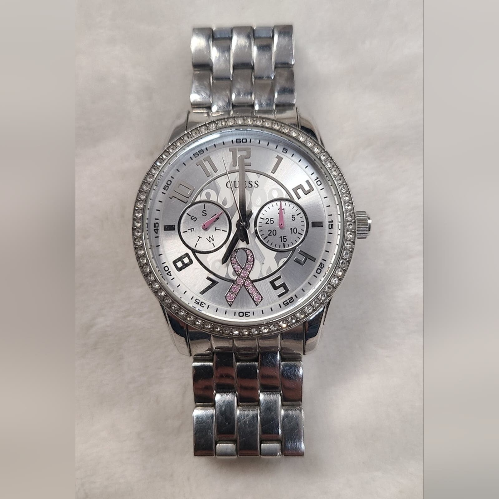 GUESS Limited Edition Breast Cancer Awareness Silver Watch GUESS Drops Breast Cancer Awareness Capsule Collection - V  main image 3