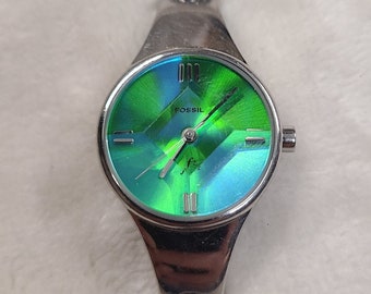 Fossil Women&#39;s Silver Tone Prismatic Face Watch
