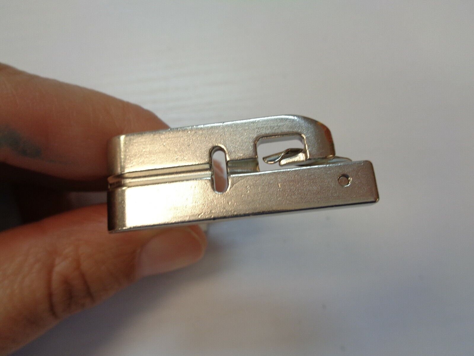 Bernina 68 Roll & Shell Hemmer Foot - Etsy