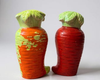 Vintage Salt and Pepper Shakers, Made in Japan, Beet Root, Vegetable, Carrot, Cottage Core, Retro Kitchen, Ceramic Salt & Pepper Shakers Set