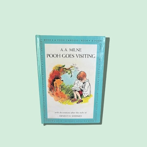 Winnie The Pooh Book, Vintage Kids Book, Pooh Goes Visiting, Carousel Book, AA Milne, Vintage 3D,