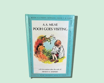 Winnie The Pooh Book, Vintage Kids Book, Pooh Goes Visiting, Carousel Book, AA Milne, Vintage 3D,