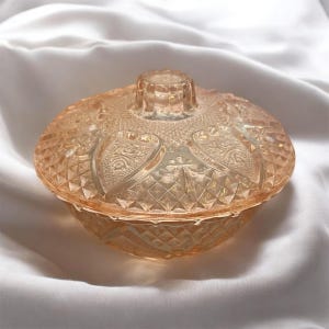 Pink Glass Candy/Trinket Dish, Mid Century Modern Vintage, KIG Indonesia, Covered Dish, Pressed Glass Bowl