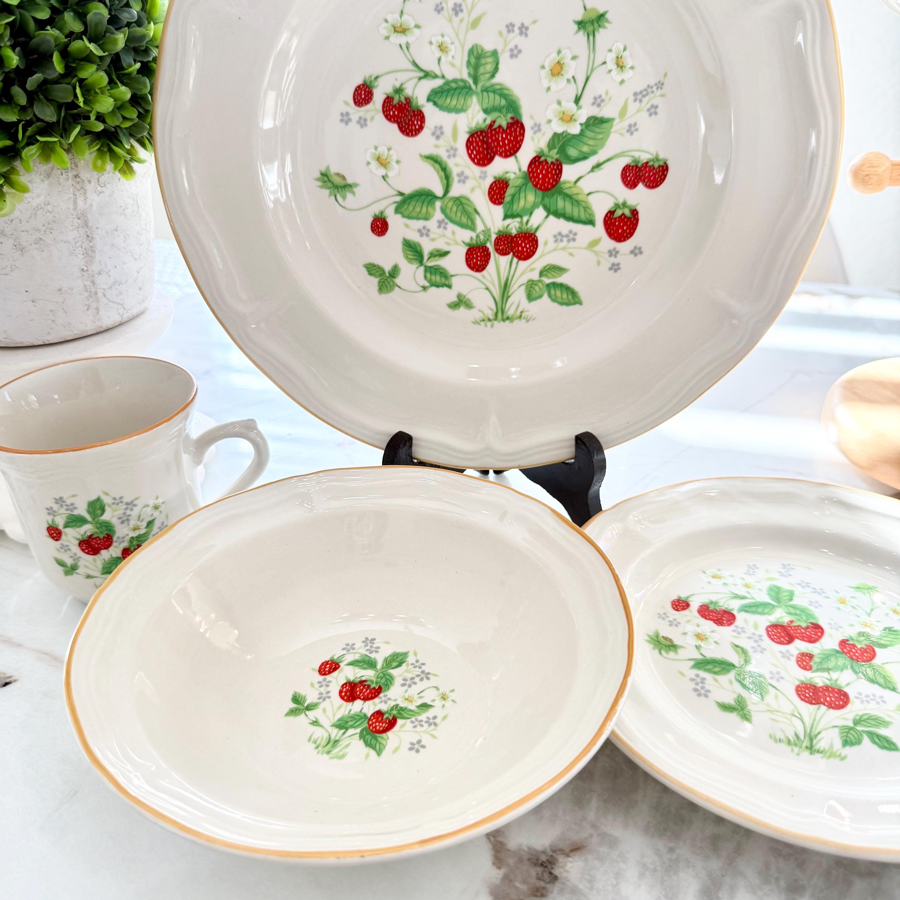 Vintage Antique Array Brick Oven Stoneware Plates – Strawberries