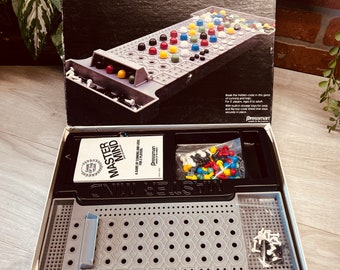 Vintage 1981 Mastermind Board Game