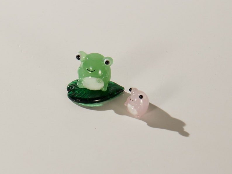 A Set of handmade glass frog statues, Glass Frogs, Frog Ornaments,Tiny Frog Figurine Miniature, Glass Animals, Glass Statues,Stained Glass image 4