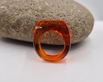 Polished Red Quartz Ring: Polished Gemstone