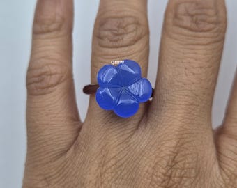 Handgemachte Amethyst Quarz Hand geschnitzte & Blaue Quarz Blume Ring: Polierter Edelstein Blume Ring