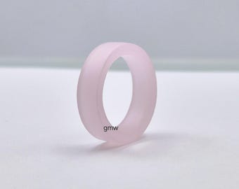 Frosted Rose Quartz Ring: frosted Gemstone