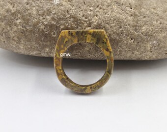 Polished Jasper Quartz Ring: Polished Gemstone