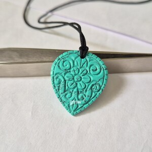 Turquoise Howlite Carving Pendant Necklace: Natural Gemstone