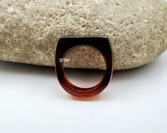 Polished Red Quartz Ring: Polished Gemstone