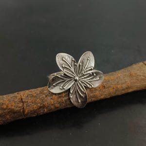Flower ring, silver flower ring, floral ring, vintage silver ring, sterling silver jewelry, women&#39;s rings designer ring with free shipping
