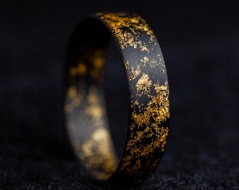 6mm Wide Carbon Fiber Ring with 24k Gold – Black Minimalist Band