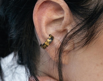 Medium Carbon Ear Cuff with 24k Gold – Minimalist Unisex Design