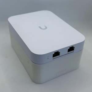 Ubiquiti Unifi U7-IW (In Wall) Surface Mount Box | PETG 3D Printed | Optional PoE Mount | Screws Included | Cable Management