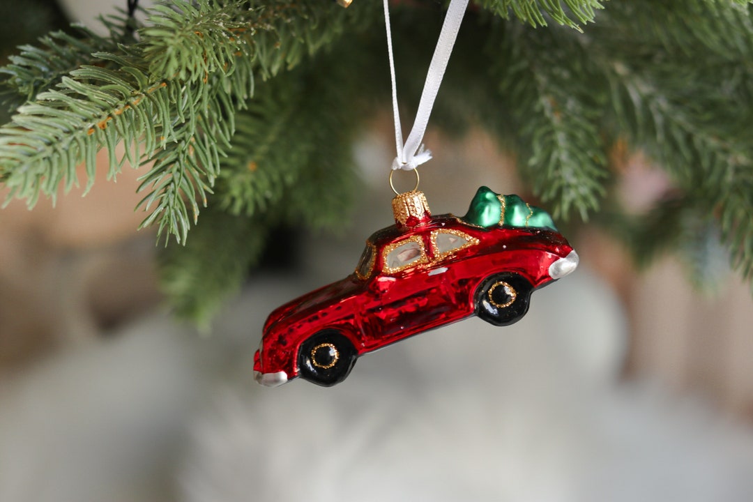 Décoration de Noël en Verres voiture rouge avec sapin de Noël H5,5cm