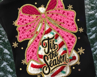 Coquette kerstboomtaarten garen png, Klinknaaldgaren haakgaren png, roze kerst png, tis the season png, kerst png, trendy png