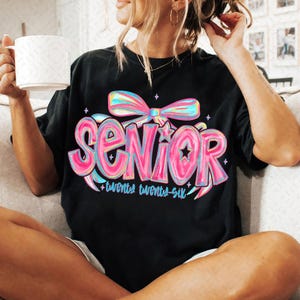 Coquette Senior 2026 Png, Preppy Senior Shirt Design, Class of 2026 Png, Senior Mom Png, Pink Girly Graduation High School Sublimation