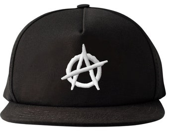 Casquette Snapback brodée New Hat Anarchy