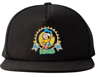 New Hat Emboirdered Donald Duck Crown Disney Snapback Cap