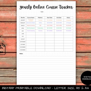 Peut inclure: Un tableau de suivi de cours en ligne imprimable pour une année, avec une grille pour lister le mois, le nom du cours, la plateforme, la date de début, la date de fin et le statut. Ce tableau est conçu pour vous aider à suivre vos objectifs d'apprentissage en ligne.