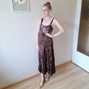 Vintage crinkled fabric satin look-alike elegant maxi trumpet skirt with elastic waistline in dark brown