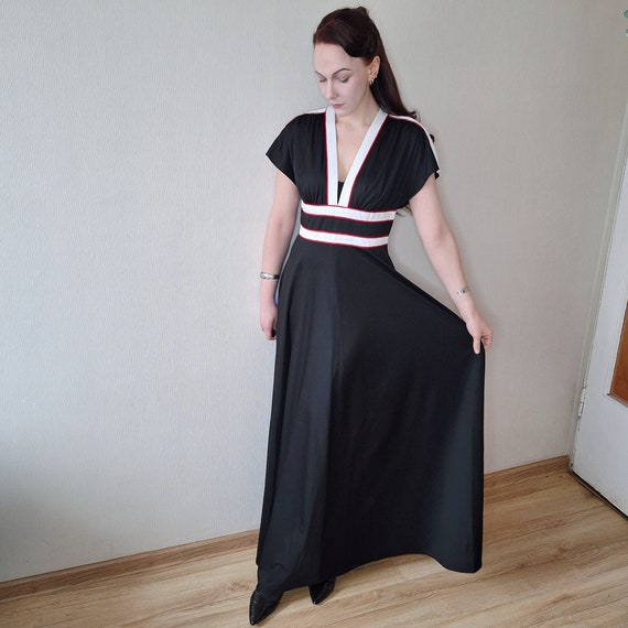 knee length dresses for ladies Urban Anna Stripe A-line Maxi Dress, White/black – Alembika U.S