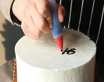 Silicone Piping Pen & 4pcs Icing Nozzles, Random Color Cake Decorating Tool (s1220189)