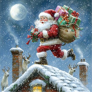 以下が含まれることがあります： 雪の屋根を走るサンタクロースの水彩イラスト。プレゼントの袋を運んでいます。満月が背景に輝き、雪の結晶が降っています。屋根にはトナカイがいます。クリスマスのテーマ。