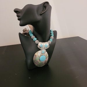 blue pearl necklace