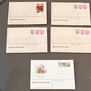 Enveloppes de collection vintage soviétiques en ivoire. Lot de 5 lettres vierges non utilisées. Lénine, militaire, animal, thème de l'espace. URSS 1970.