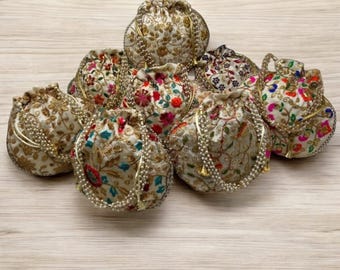 Potli Wedding Favors  Bag Rope  Hand Embroidery  Designer Poltl Bags Handbag Wedding Bags (Assorted Colors)