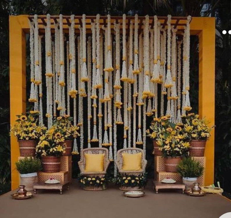 6ft Marigold Flower Garland With Lilliy Hangings for Indian Wedding ...