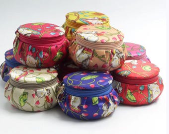 Pichwai Cow Print Small Matki Bangle / Jewellery Box Indian Festival Gifts Indian Handmade Matki Box / Pichwai Matki Box / Make up Organizer