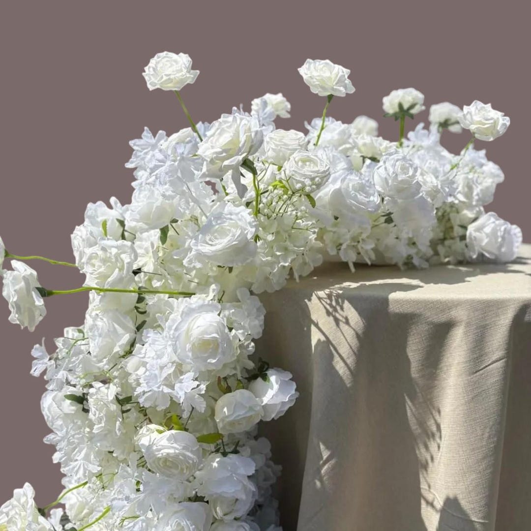 White Floral Table Runner – Wedding Reception Decor - Etsy