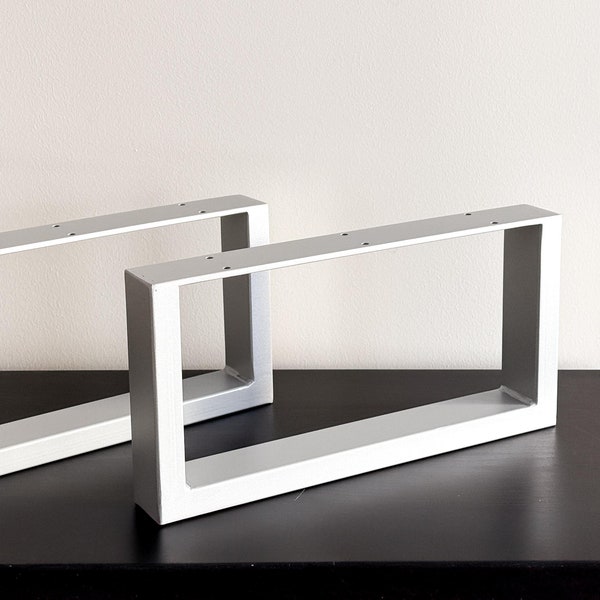 Set van 2 metalen meubelpoten | Poten voor dressoir, commode of tv-meubel | Slanke stalen voet | Maatwerk | Handgemaakt in de EU