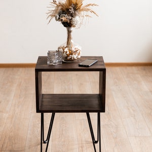 Modern Bedside Table, Nightstand Bedroom With Hairpin Legs 画像 3