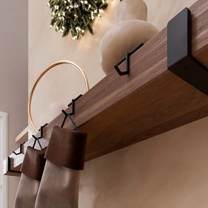 Soporte para calcetines navideños para repisa de chimenea |Juego de 1 a 5 colgadores de metal para guirnaldas navideñas y decoración festiva imagen 6