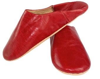 Babouche traditionnelle confortable en cuir souple pour femme – Coloris Rouge