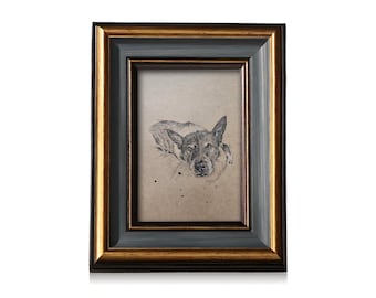 カスタムペットポートレート：手描きの木炭画の犬または猫のアート