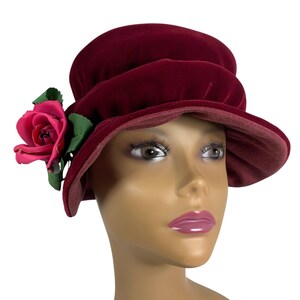 VTG Mr Charles Black Straw Hat W/ Elegant Feather Accent  display picture 3