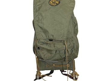 VTG Himalayan Industries Backpack with First To The Top Everest Patch