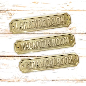 Plaques et plaques de porte en laiton personnalisées - Plaques linguistiques personnalisées - Plaques de taille personnalisée - Plaques nominatives personnalisées - Finition laiton doré