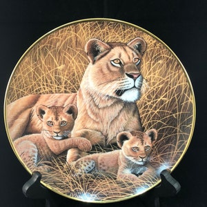 African Lioness and Cubs - National Wildlife Federation - Franklin Mint Heirloom Recommendation