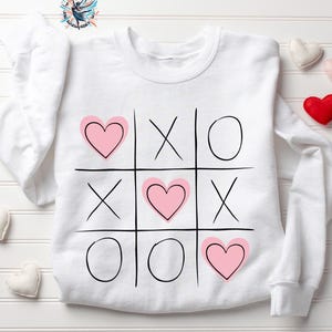 XOXO Sweatshirt, XOXO Valentines Sweatshirt, Valentines Day Sweatshirt, Valentines Matching Sweatshirt, Love Sweatshirt, Gift for Her