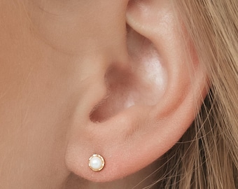 Dainty Pearl Stud Earrings, Minimalist Gold, Silver Stacking Jewelry, Elegant Everyday Pearl Earrings, Perfect Bridesmaid Gift, E042