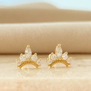 Crown Stud Earrings in Gold | Dainty Diamonds Earrings | Small Charm Earrings | Minimalist jewelry | Everyday jewelry | Gift For Her | E13