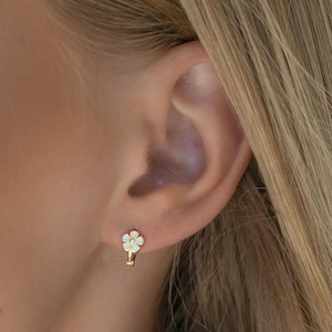 Gold Daisy Hoop Earrings, Tiny Flower Huggie Hoops, Sterling Silver, Minimalist Jewelry for Women, Cute Gift for Best Friends, E063